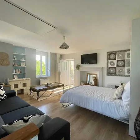 別荘 Refuge Cote Terre By Melrose Blay