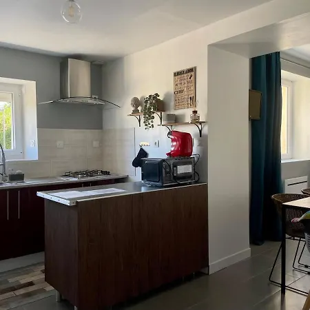 別荘 Refuge Cote Terre By Melrose Blay