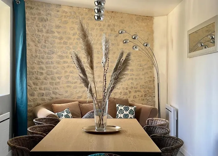 Refuge Cote Terre By Melrose * بلاي