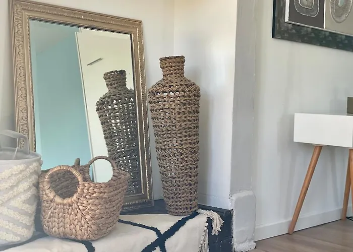 Refuge Cote Terre By Melrose بيت للعطل بلاي